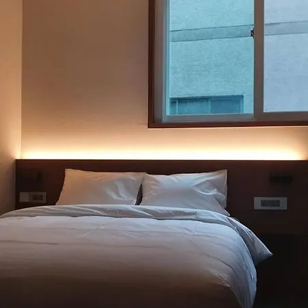 Pillowsopher Hongdae Seoul Exterior photo