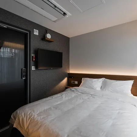 Pillowsopher Hongdae Seoul Exterior photo
